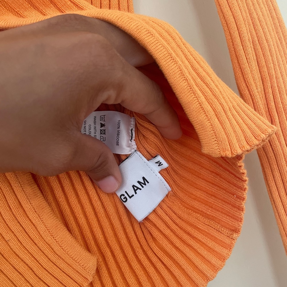 Bright Orange Ribbed top - Picture 4 of 4